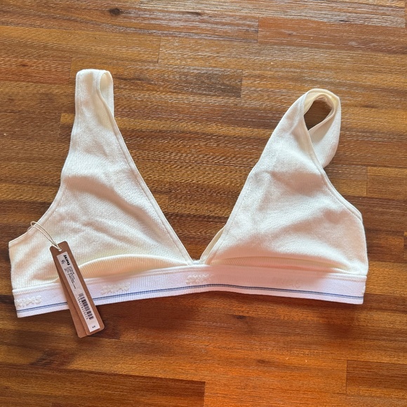 SKIMS bralette, size L - Picture 1 of 4
